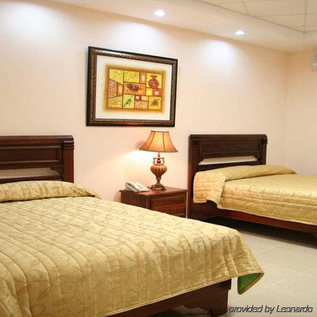 Aloha Sol Hotel And Casino ซานติอาโก เด ลอสกาบาเญโรส ภายนอก รูปภาพ